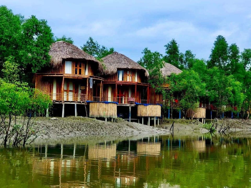 Sundarban Canal View Wilderness Stay
